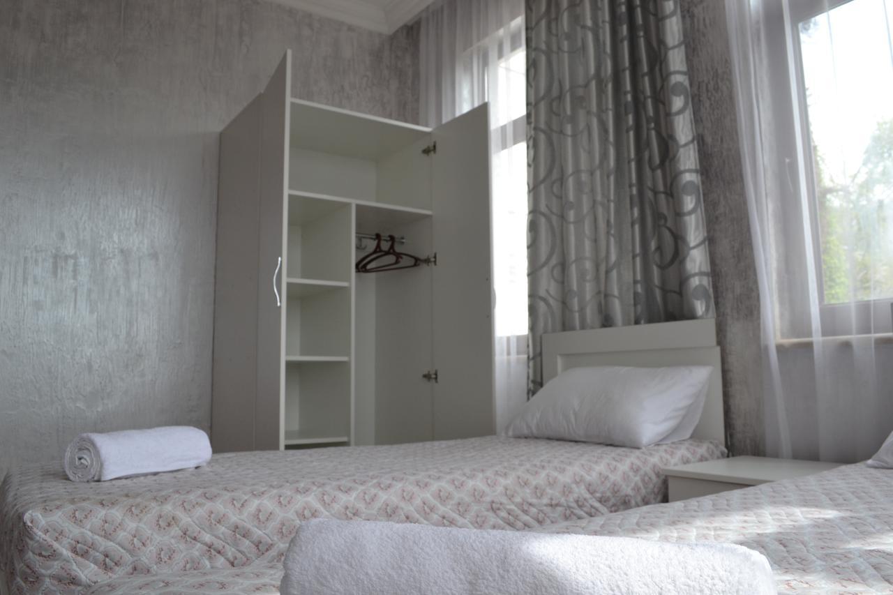 Sunny Hotel Batumi 마킨자우리 외부 사진